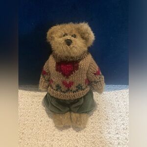 Boyds Bears The Archive Collection Plush 8" Matthew Fall 1997 Heart Sweater